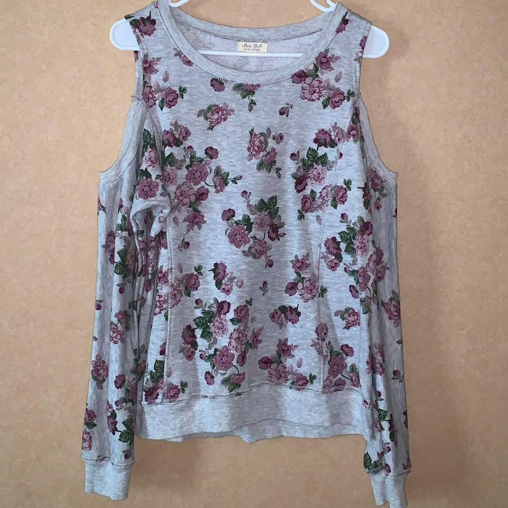 Ultra Flirt Juniors Cold Shoulder Sweatshirt
